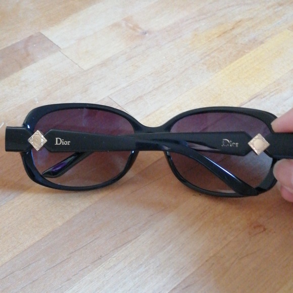 Black Dior sunglasses - Picture 3 of 6